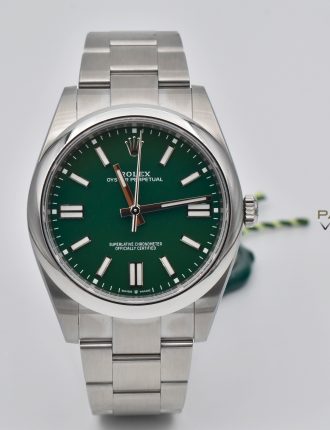 Rolex, Oyster Perpetual, 41, new, green, 124300, passione vintage catania